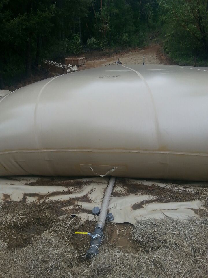 50,000 gallon flexible water tank filled up